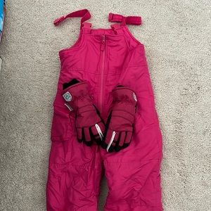 Girl’s snow pants plus gloves